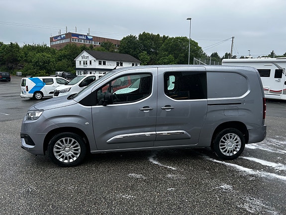 Toyota Proace City 2 of 5