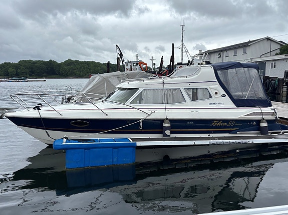 Bella Falcon 26 Fantino – velholdt, romslig og klar for nye eventyr 2 of 5