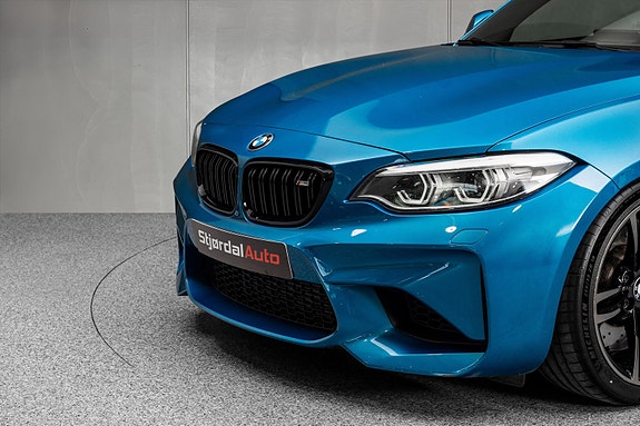 BMW M2 3 of 5
