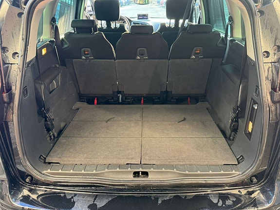 Peugeot 5008 9 of 30