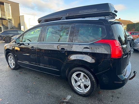 Peugeot 5008 3 of 30