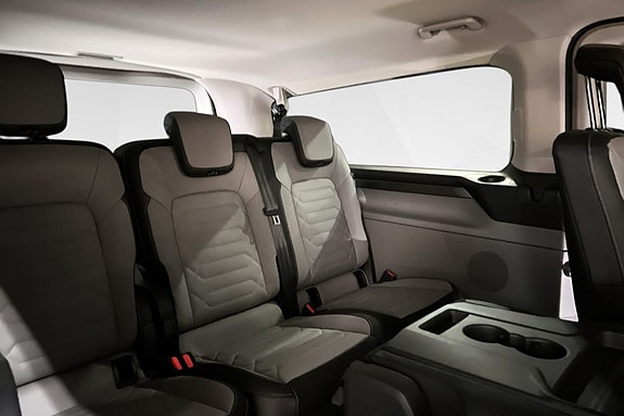Ford Transit Custom 18 of 22