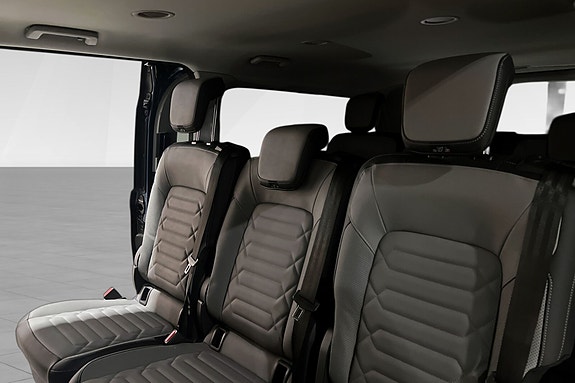 Ford Transit Custom 19 of 22