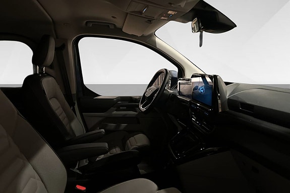 Ford Transit Custom 16 of 22