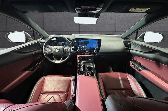 Lexus NX450h 16 of 23