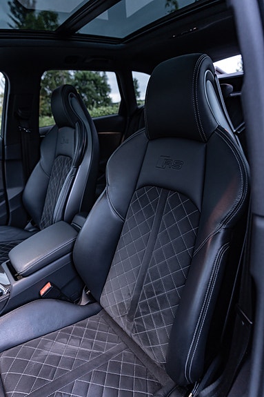 Audi RS4 28 of 30