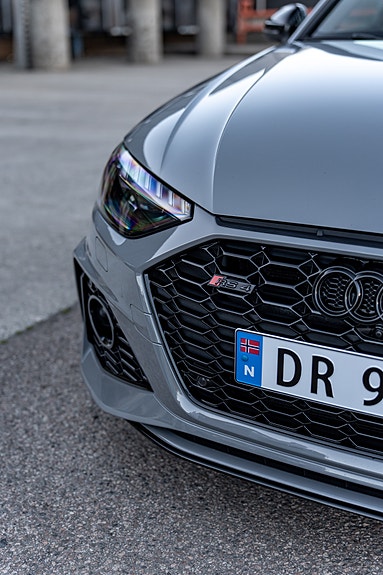 Audi RS4 17 of 30