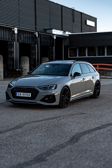 Audi RS4 5 of 5