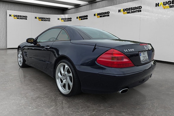 Mercedes-Benz SL500 7 of 30