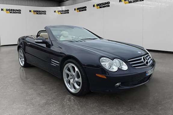 Mercedes-Benz SL500 2 of 30