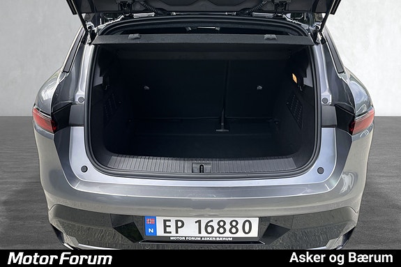 Renault Megane E-Tech 8 of 17