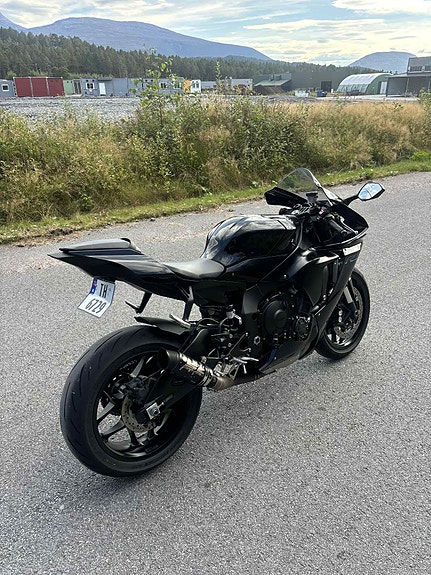Yamaha YZF-R1 5 of 5