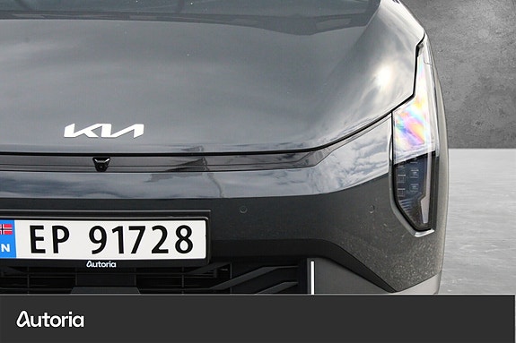 Kia EV4 5 of 22