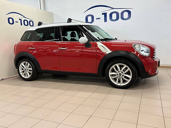 MINI Countryman Cooper 4 of 5