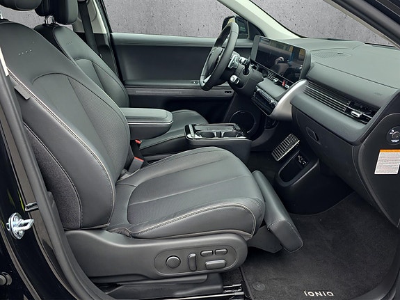 Hyundai Ioniq 5 17 of 23