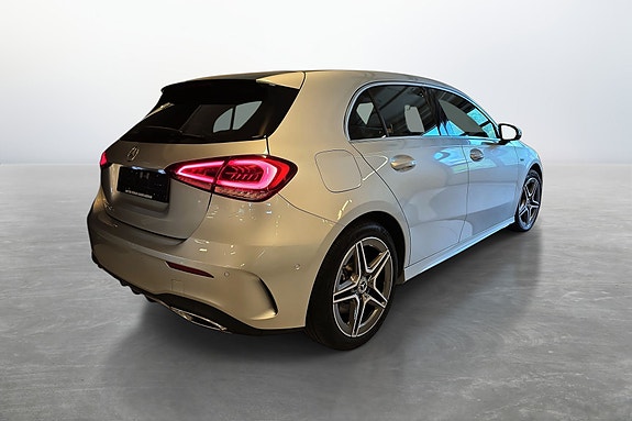 Mercedes-Benz A250 e 5 of 22