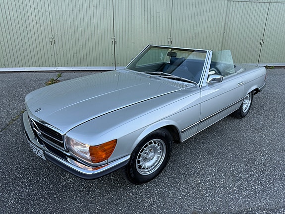 Mercedes-Benz 450 SL 3 of 5