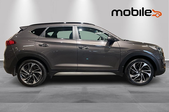 Hyundai Tucson 2 of 28