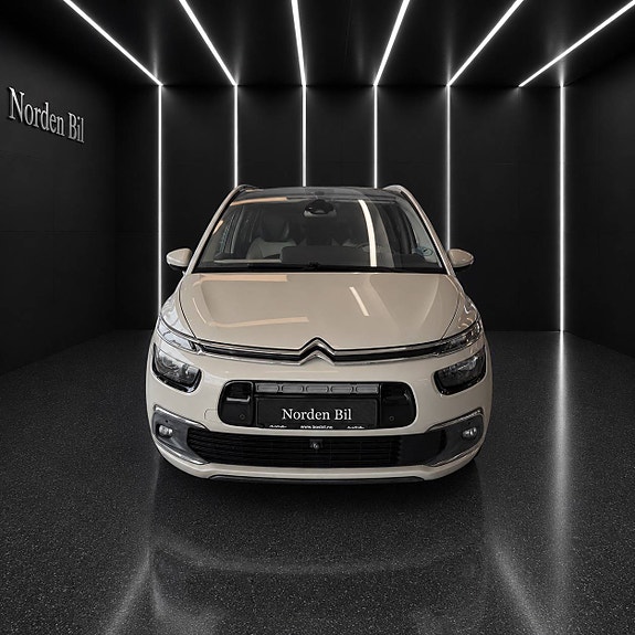 Citroen C4 Picasso 4 of 5