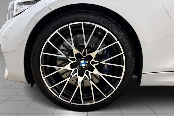 BMW M2 3 of 5