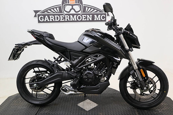 VOGE 125 R 2 of 5
