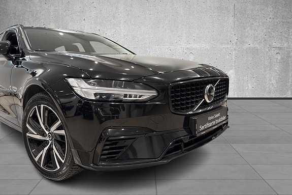 Volvo V90 3 of 5