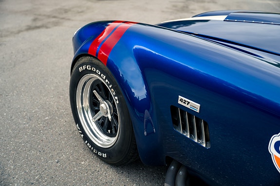 AC Cobra 21 of 30