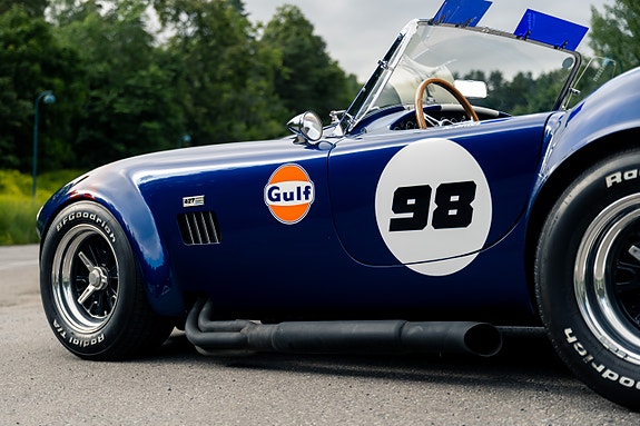 AC Cobra 13 of 30