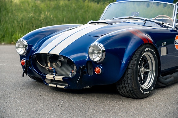 AC Cobra 2 of 30