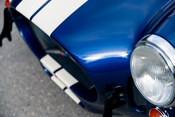 AC Cobra 17 of 30