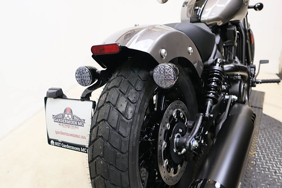 INDIAN Scout Bobber 4 of 5
