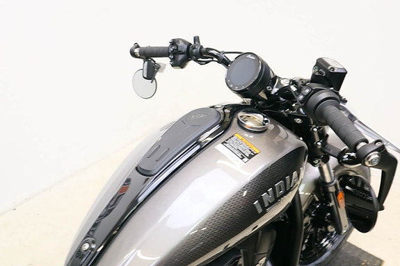 INDIAN Scout Bobber 18 of 30