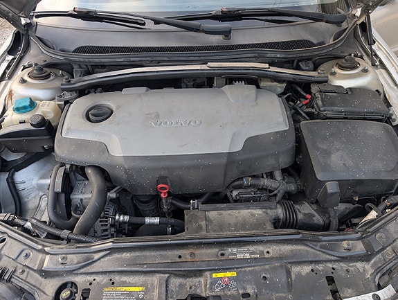 Volvo V70 11 of 12