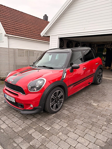 MINI Countryman Cooper SD 2 of 5
