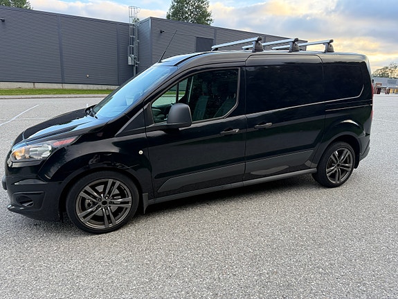 Ford Transit Connect 2 of 5