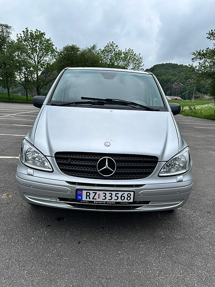 Mercedes-Benz Vito 111 2 of 5