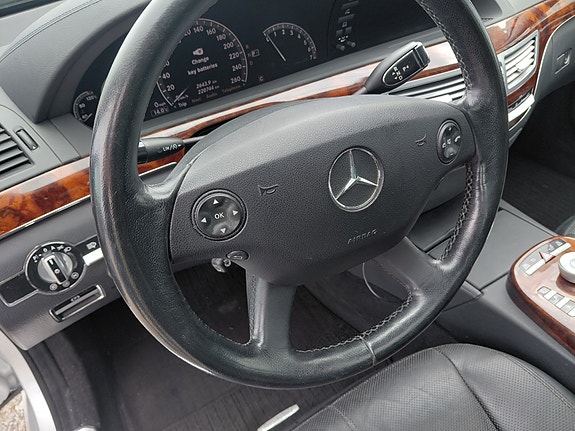Mercedes-Benz S350 12 of 24