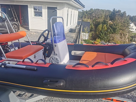 2019 Smart Rib 330 5 of 5