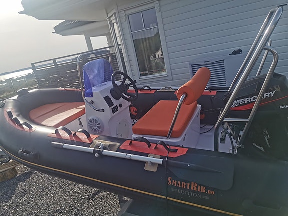 2019 Smart Rib 330 4 of 5