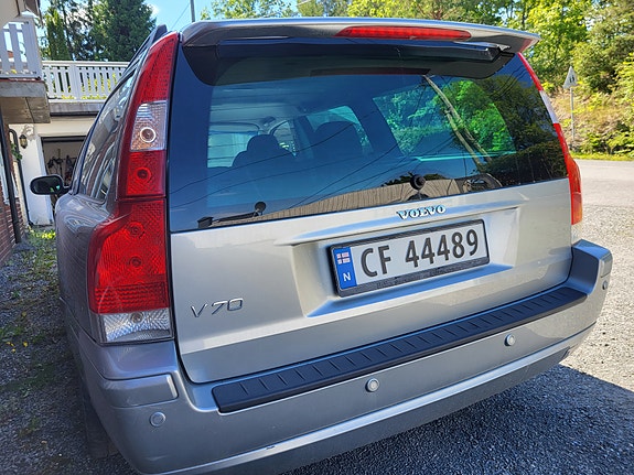 Volvo V70 5 of 18
