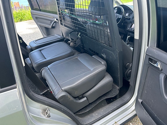 Volkswagen Touran 16 of 24