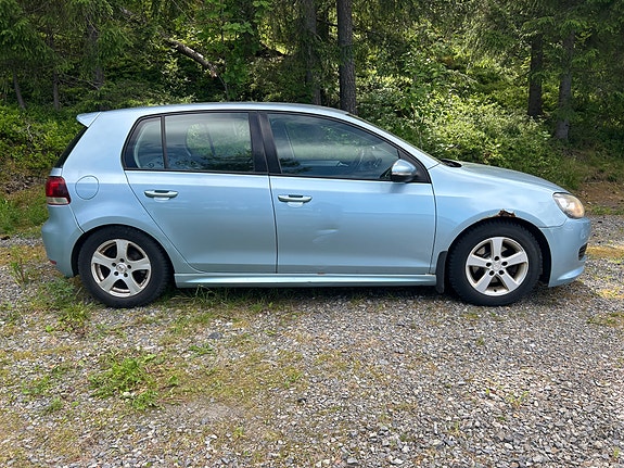Volkswagen Golf VI 4 of 25