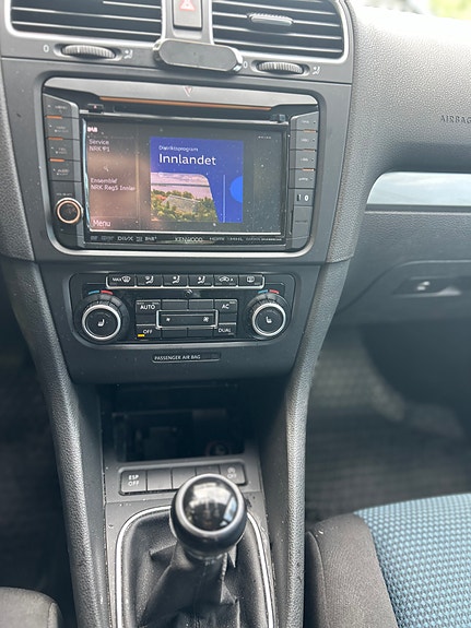 Volkswagen Golf VI 12 of 25