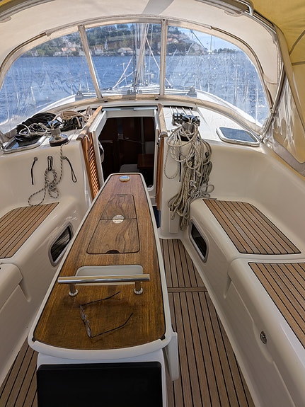 Beneteau Oceanic 40 4 of 5