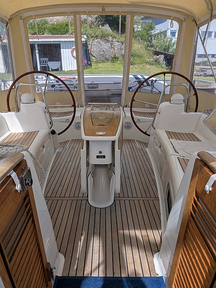 Beneteau Oceanic 40 3 of 5