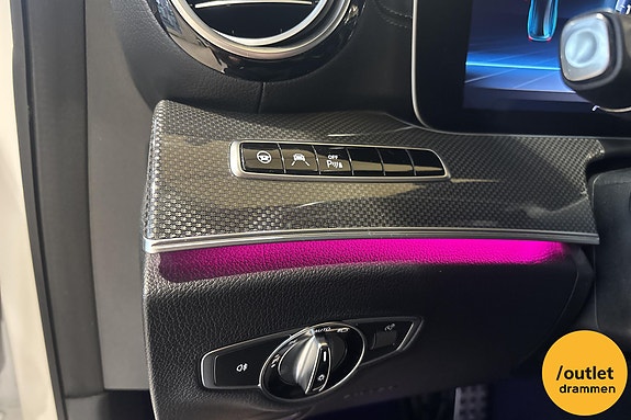 Mercedes-Benz E220 14 of 26