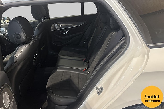 Mercedes-Benz E220 7 of 26