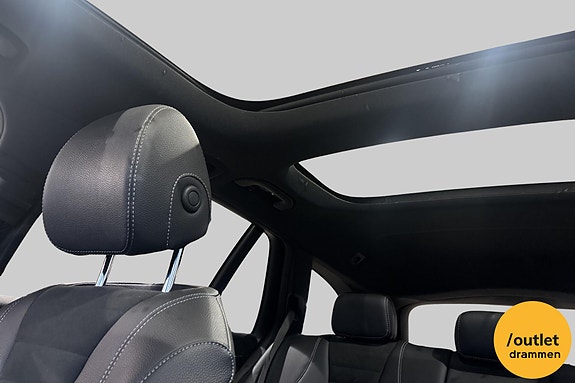 Mercedes-Benz E220 19 of 26