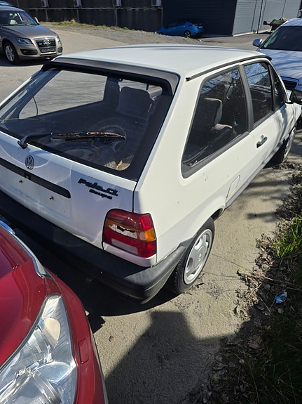 Volkswagen Polo 3 of 8