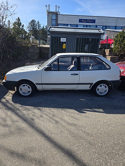Volkswagen Polo 8 of 8